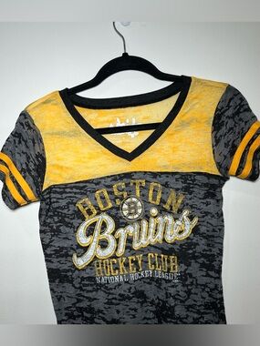 Women's Short Sleeve Tee - Black & Gold